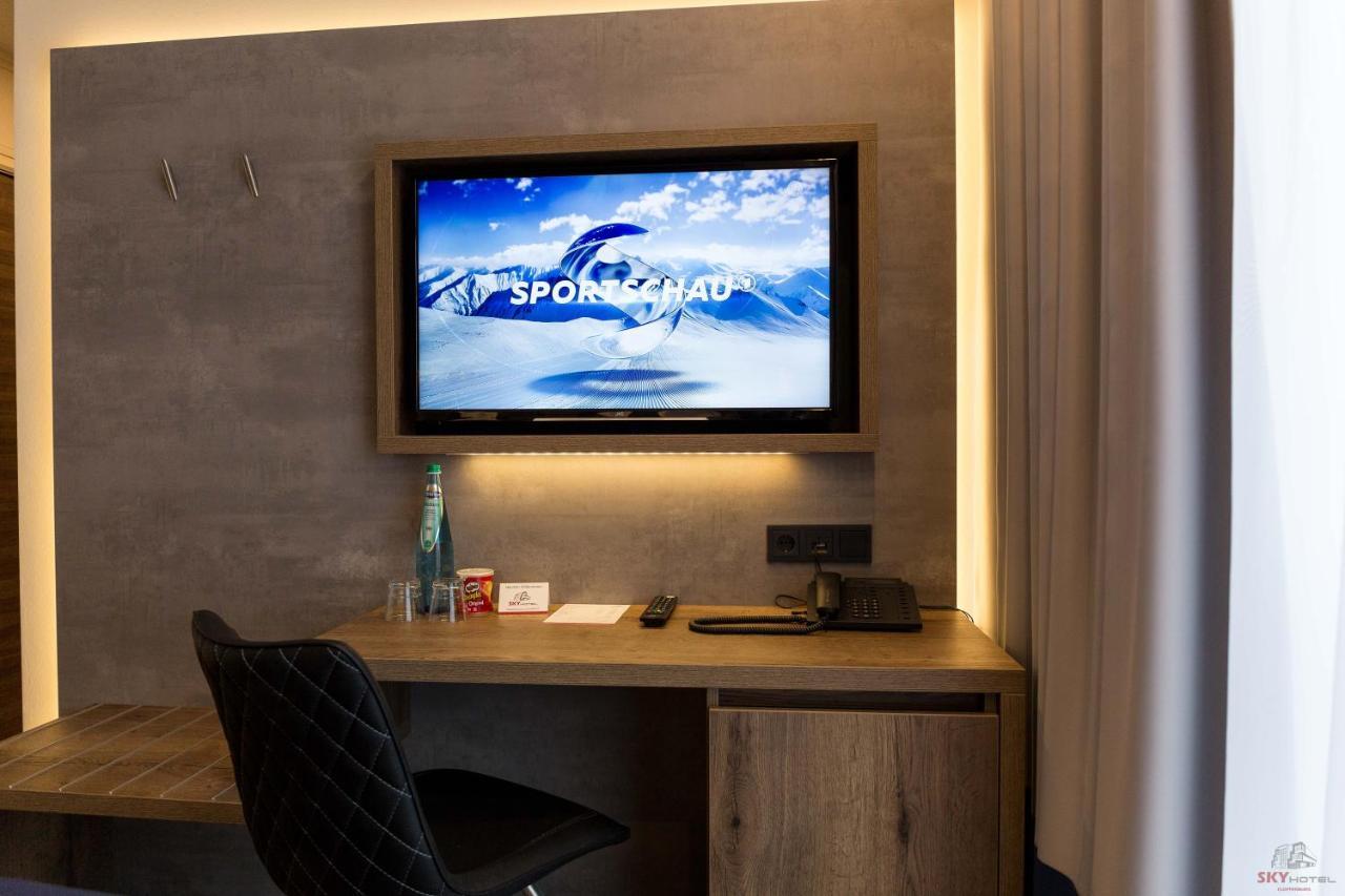 Sky Hotel Клопенбург Екстериор снимка