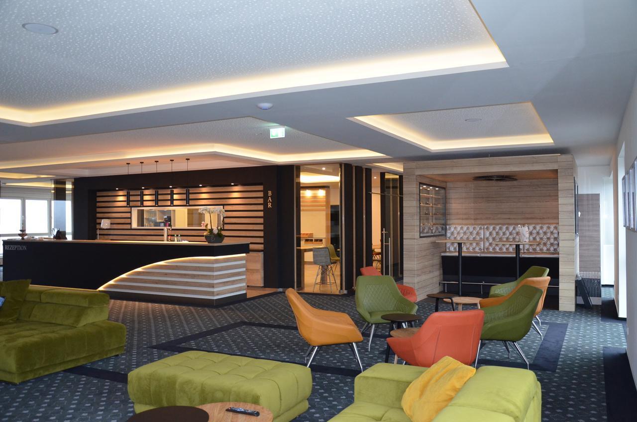 Sky Hotel Клопенбург Екстериор снимка